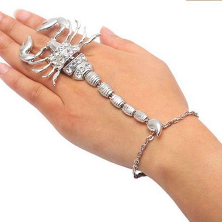 Scorpion Diamante Charm Armbånd