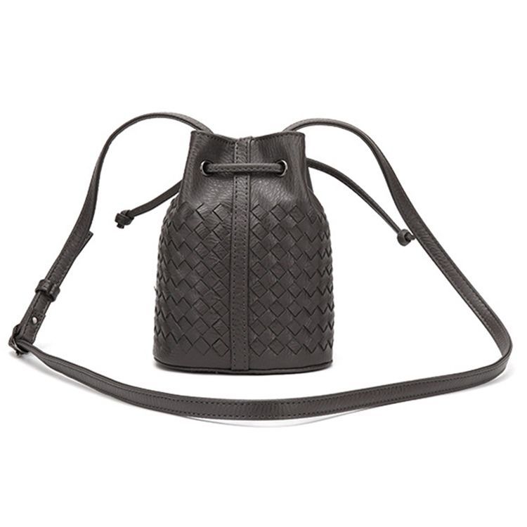 Bucket Shape Strikket Mini Crossbody Taske