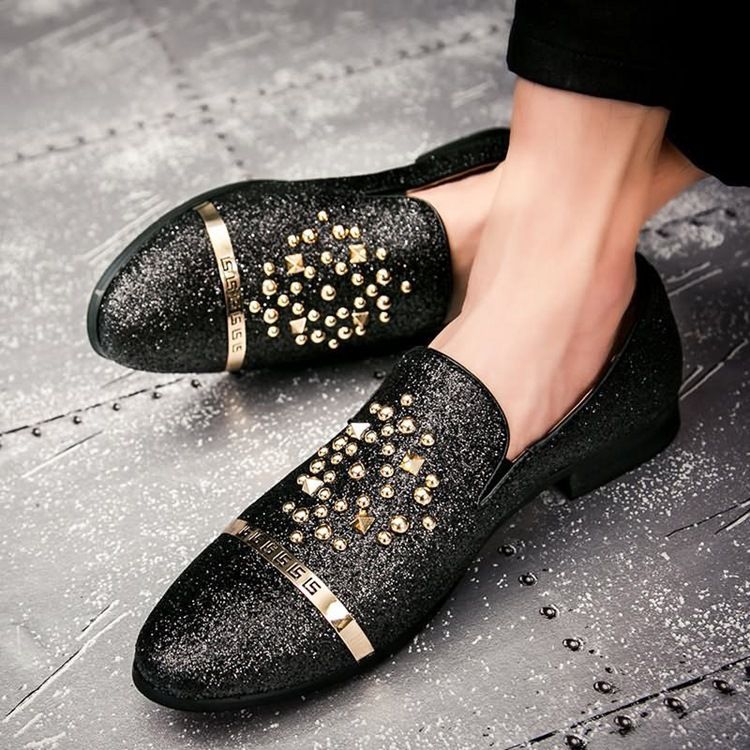 Sequin Rivet Pointed Toe Slip-on Herresko