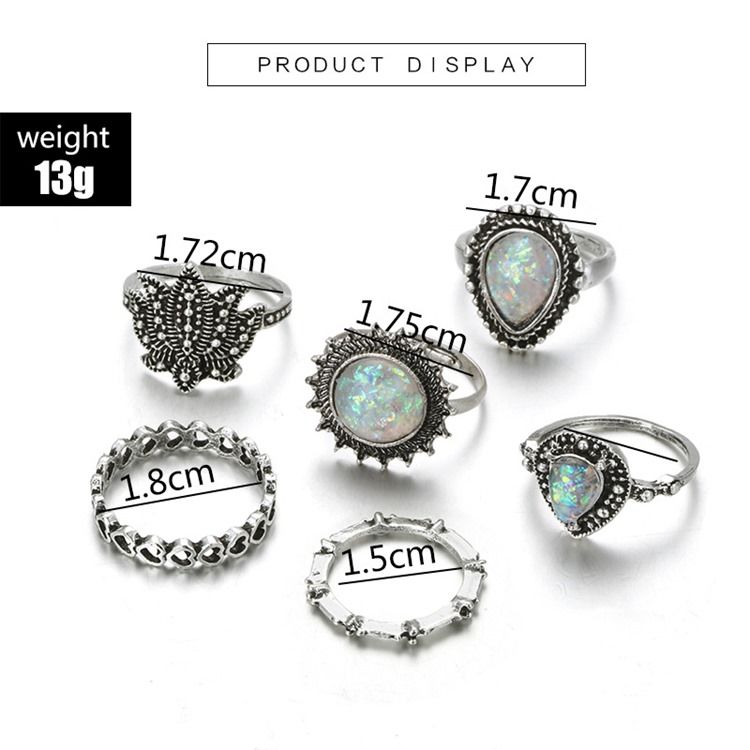 Retro Round Opal Lady Ring