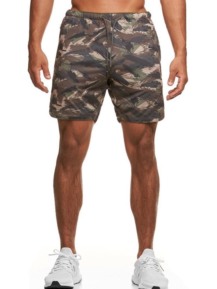 Slim Camouflage Print Casual Mid Waist Men's Shorts