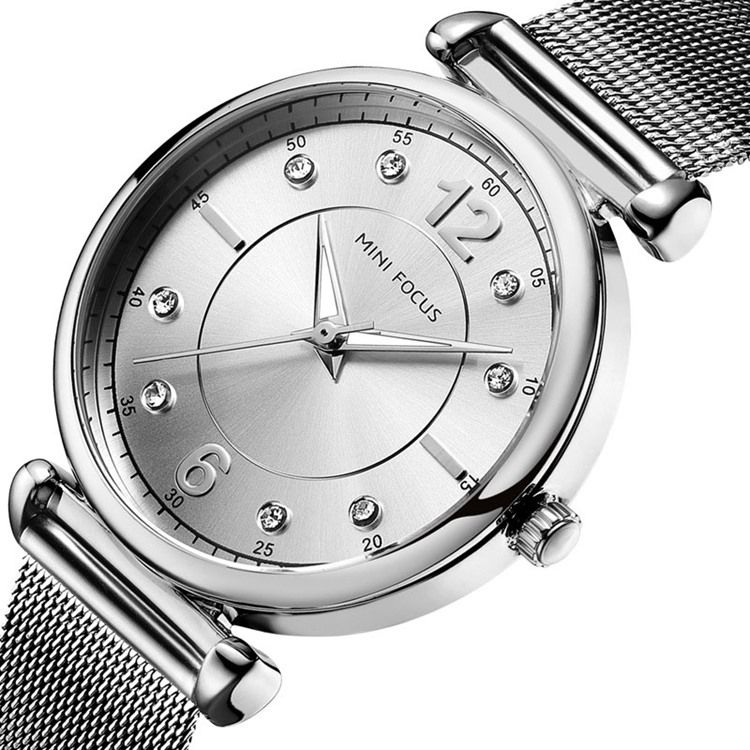 Classics Steel Band Quartz Diamante Dameur