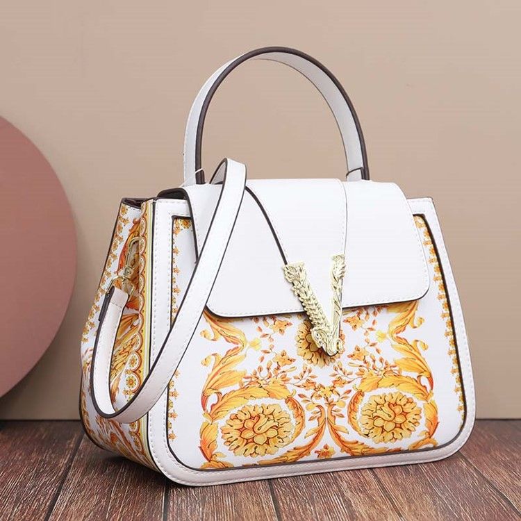 Tråd Pu Floral Rectangle Tote Tasker