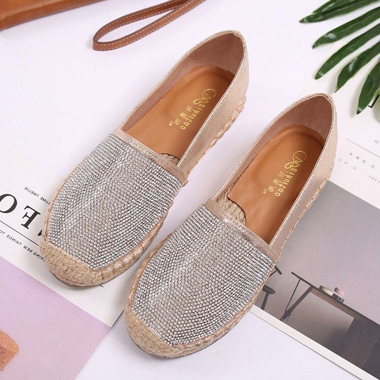 Rhinestone Block Heel Slip-on Round Toe Women's Flats